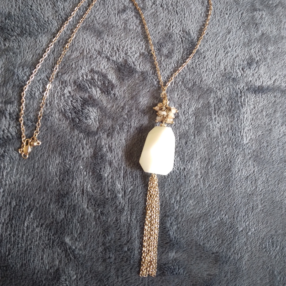 White stone vintage tassel necklace